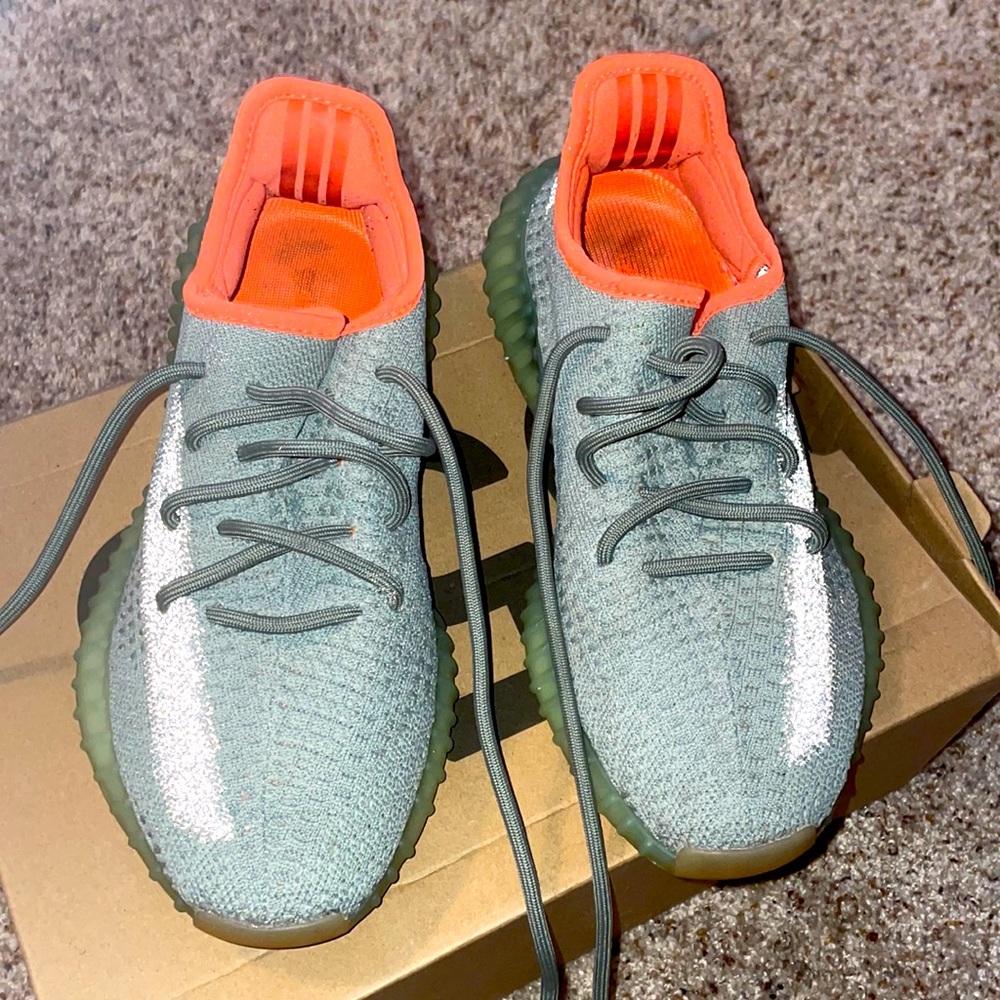 Yeezy only wore two time. Great condition and comes with original box.